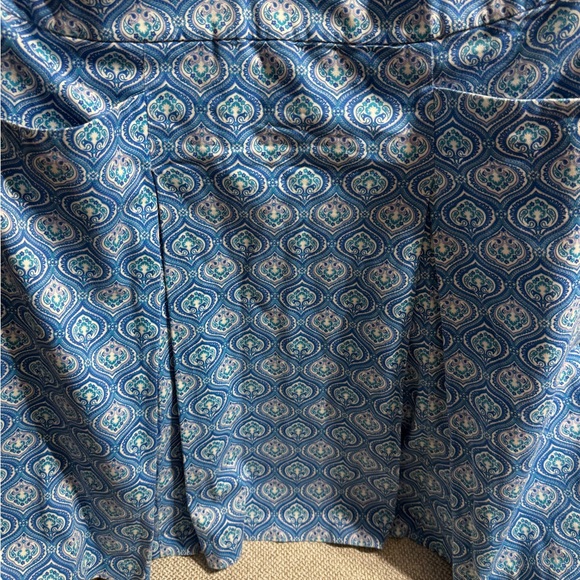 Blue and White Patterned A-Line Pleated Skirt - Picture 2 of 6